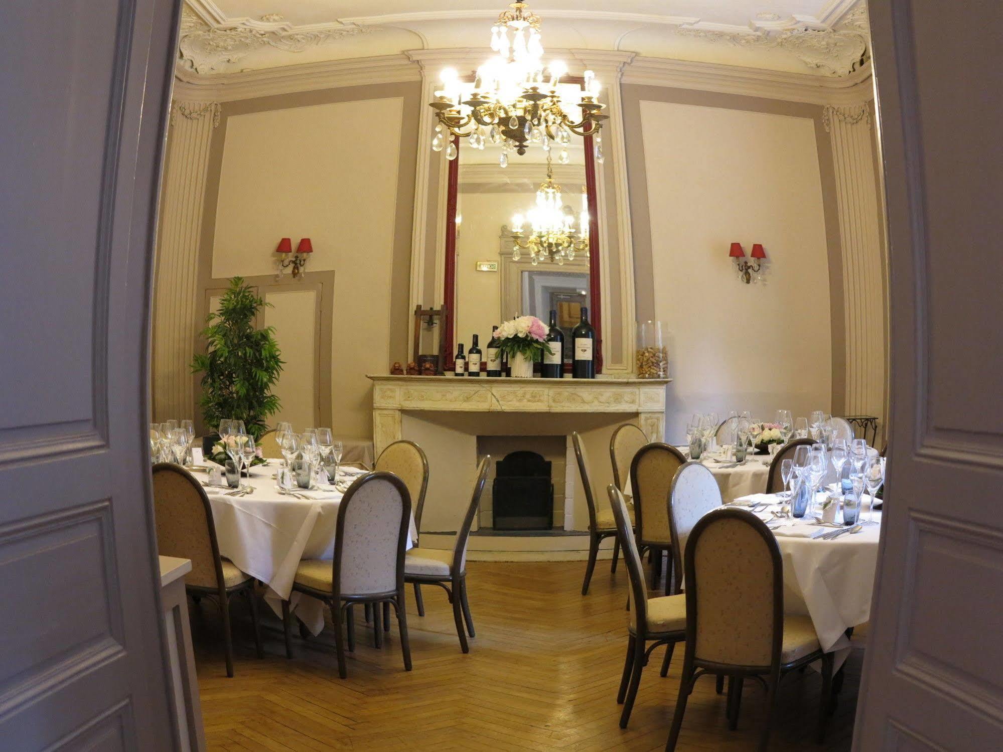 Hotel Moderne Et Pigeon Limoux Eksteriør billede